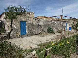 Masia a Sorbas. Finca 18 ha con agua