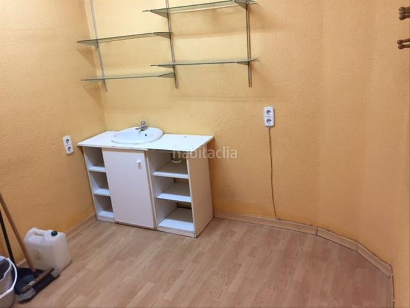 Foto 4f2ace24-a911-4db7-a3f6-8163dcfed011. Alquiler local comercial en calle gonzalo jiménez de quesada 8 en Granada