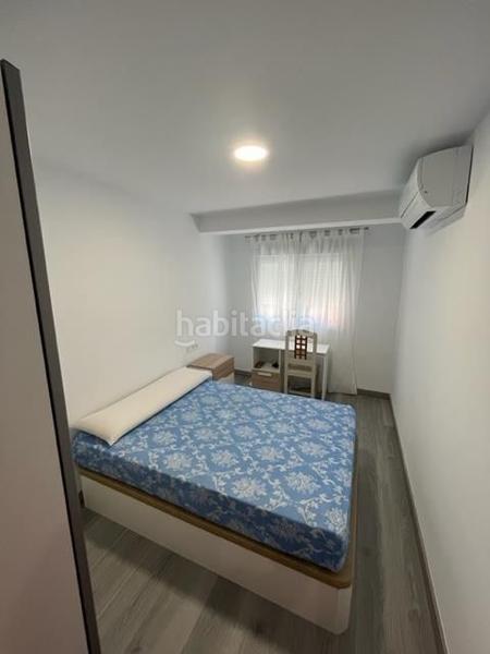 Foto c88890de-2e0c-4dfa-aa9c-2d9ee9cfb27c. Miete etagenwohnung in calle reina mora 6 in Barrio de Zaidín Granada