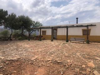 Rural plot in Enix