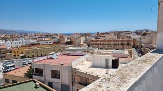 Ático en Roquetas pueblo