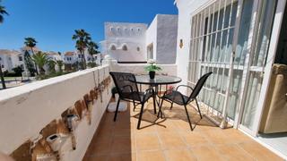 Apartament a El Sabinar-Urbanizaciones-Las Marinas-Playa Serena. Amplio apartamento en residencial con seguridad y piscina