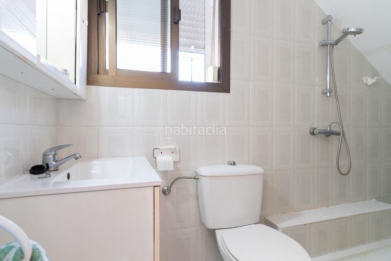 Foto a8e53115-5bdb-4bde-91f3-b88416e4759b. Casa adossada a Ciudad Jardín - Tagarete - El Zapillo Almería