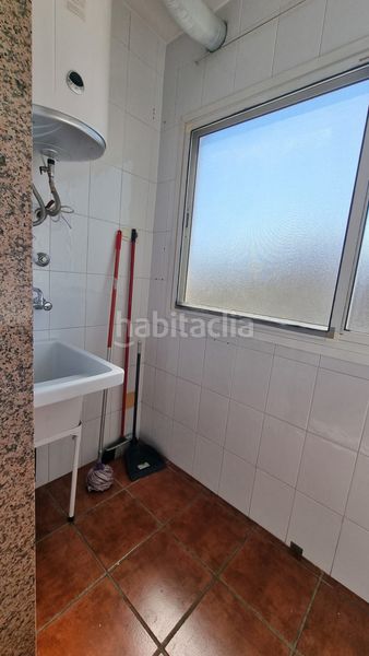 Foto aa6ba9f1-fd57-424c-8e08-4e5340b5c831. Pis amb aparcament piscina a Las Salinas Roquetas de Mar
