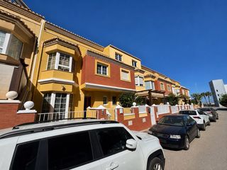Lloguer Casa adossada  Costa blanca (as). Triplex en aguadulce sur
