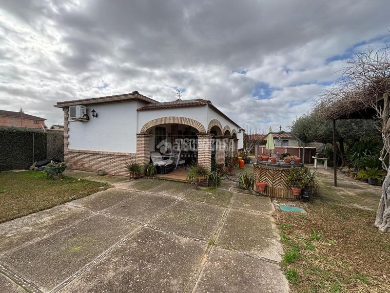 Foto 6a926a40-f8f4-4068-b451-52cf8851b205. Masia a Alcolea Córdoba