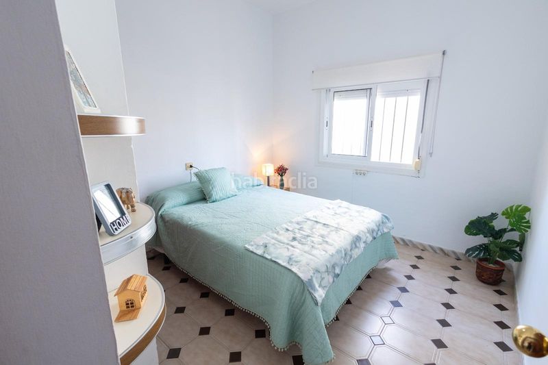 Foto 2b2fab7e-8678-4320-8dec-bcac3b276015. Chalet in Playa de la Regla Chipiona