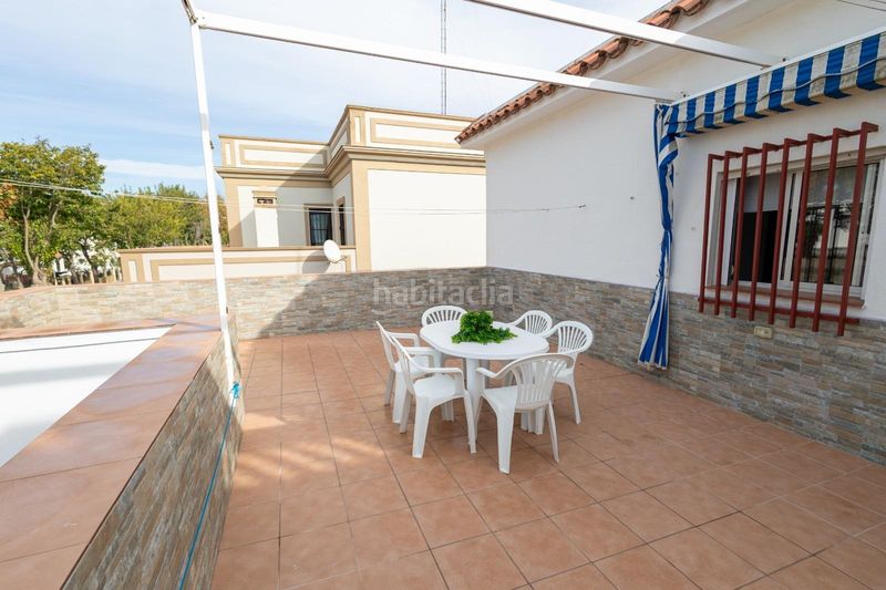 Foto e74bfa4a-83d8-4492-aa1a-c942e273120f. Chalet in Playa de la Regla Chipiona