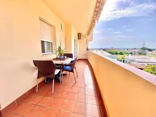 Pis  Avenida de la laguna. estupendo piso de dos dormitorios con piscina!!!