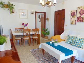 Appartement  Avenida de huelva. ¡¡¡bonito piso de tres dormitorios cerca del santuario de regla!