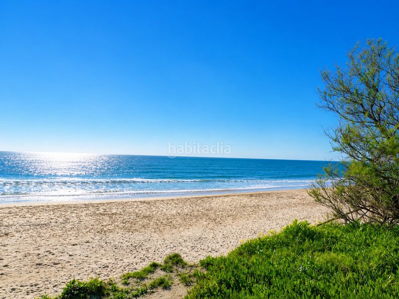 Foto b590828b-2645-4327-a2f9-ff156588849a. Pis amb calefacció aparcament piscina a Las Tres Piedras - Costa Ballena Chipiona