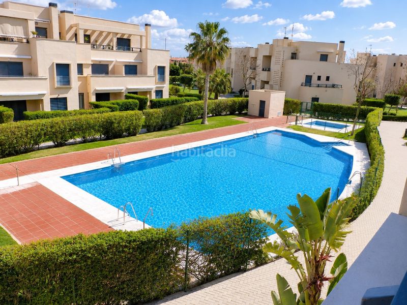Foto b7667da1-3df6-4ea0-8c94-42a43a672e25. Pis amb calefacció aparcament piscina a Las Tres Piedras - Costa Ballena Chipiona