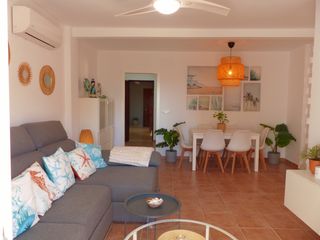 Appartamento  Avenida de la esperanza. ¡¡precioso piso de tres dormitorio con parking en superficie cer