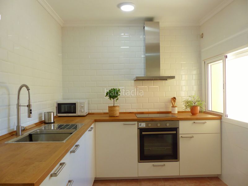 Foto af087b04-7ae5-46dd-90f1-b29d674ca77d. Pis amb aparcament a Playa de la Regla Chipiona