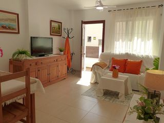 Ground floor  Calle río guadalete. ¡¡precioso piso en planta baja con garaje cerca de la playa cruz