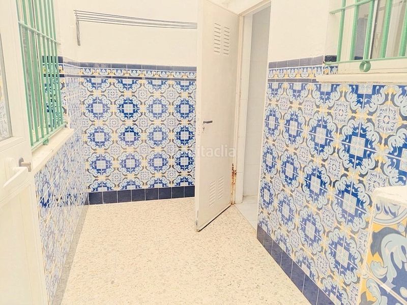 Foto c273f199-d1ca-4a0c-b069-648eaec29f22. Casa adossada a Centro Chipiona
