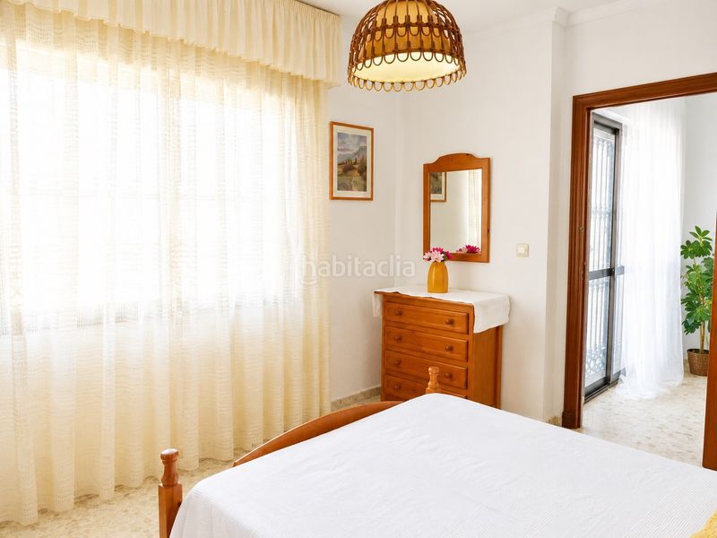 Foto 8e09a0c5-b9fe-4dd9-98b5-5d95398777b3. Xalet amb xemeneia a Playa de la Regla Chipiona