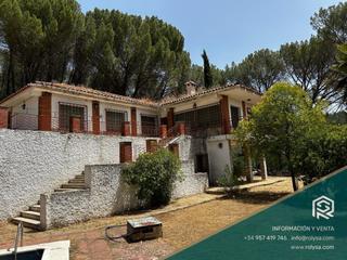 Mas à Las Jaras. Terreno en venta los arenales, cordoba, trasierra,con dos casas,