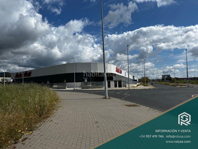 Foto ef9f745b-1527-458f-a345-681e0e53c2df. Area edificabile industriale in carretera de palma del río 4 in Fuente Palmera
