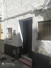 Maison à Calle josé garcía carranza 25. ?? oportunidad en la algaba (sevilla) – casa para reformar o der
