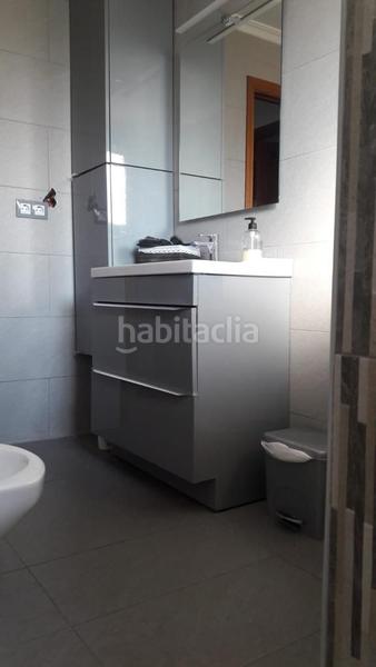 Foto 1eb861a0-c3dd-4f1d-89c3-226f857d42bf. Casa adossada amb aparcament a Algaba (La)