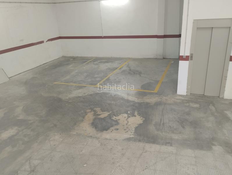 Foto 3376b004-3789-43be-8ee0-4b83ba8ad9dd. Parking coche ¡¡venta de garaje en la algaba (sevilla) ubicada en edificio palenque!! en Algaba (La)