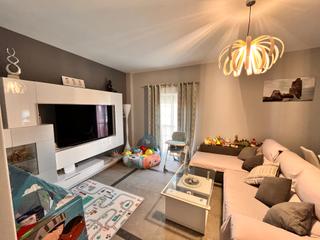 Maison à Algaba (La). Venta de vivienda y local comercial