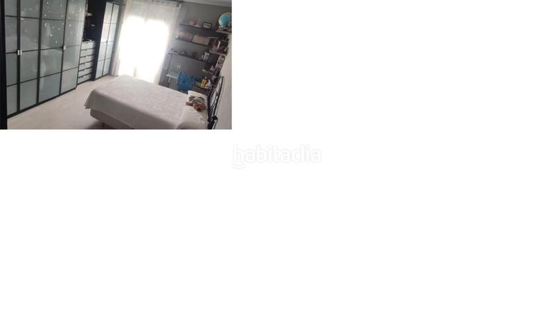 Foto 71c21fe7-9a97-403d-9983-0017a6e37393. Maison jumelée dans Guillena pueblo Guillena