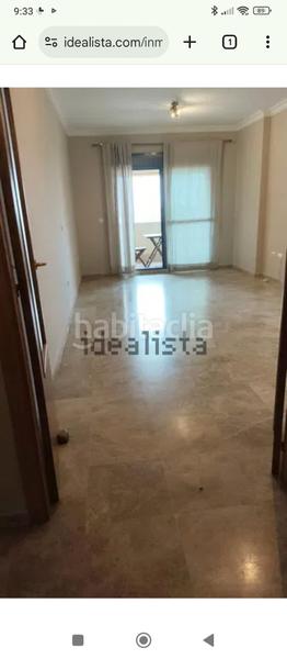 Foto 1319b54a-5d14-4c93-ae2e-e363ac888651. Alquiler piso ?? piso en alquiler en avenida de san juan – (sevilla) en Mairena del Aljarafe