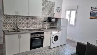 Miete Appartement in Santa Bárbara. Apartamento totalmente amueblado con dos baños