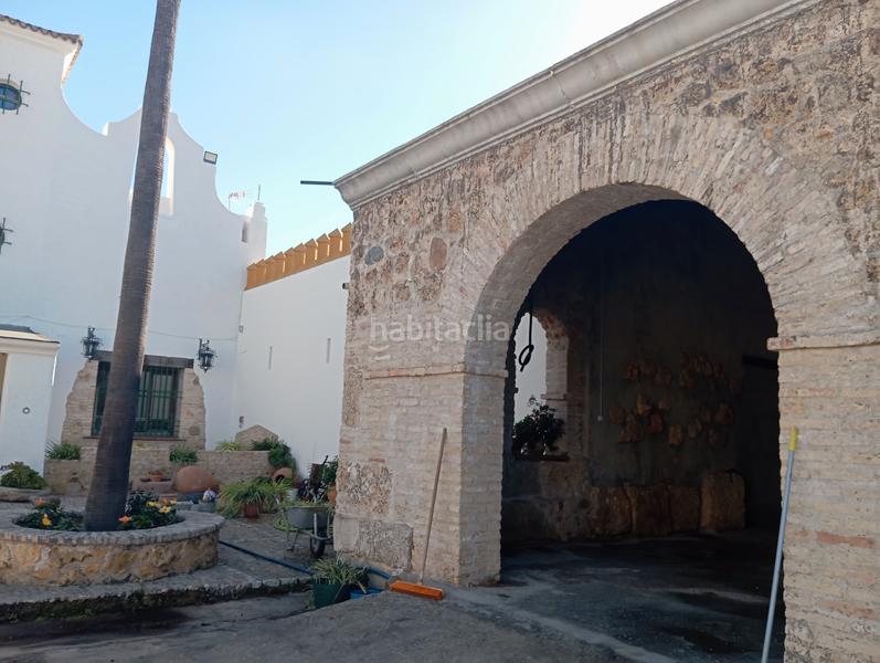 Foto 06e13366-612f-4764-bc38-3b77cb9ef326. Chalet con camino riscaldamento parcheggio in Algaba (La)