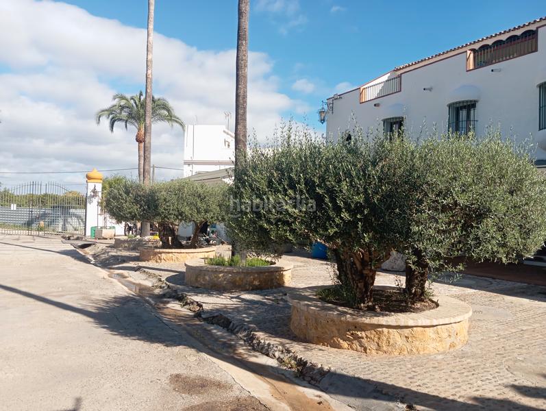 Foto 1458ce6f-3a44-494a-b55b-04952099cf4b. Chalet con camino riscaldamento parcheggio in Algaba (La)