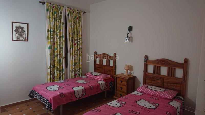 Foto 1633d465-dc7b-4789-b8a0-0442c9738716. Chalet con camino riscaldamento parcheggio in Algaba (La)