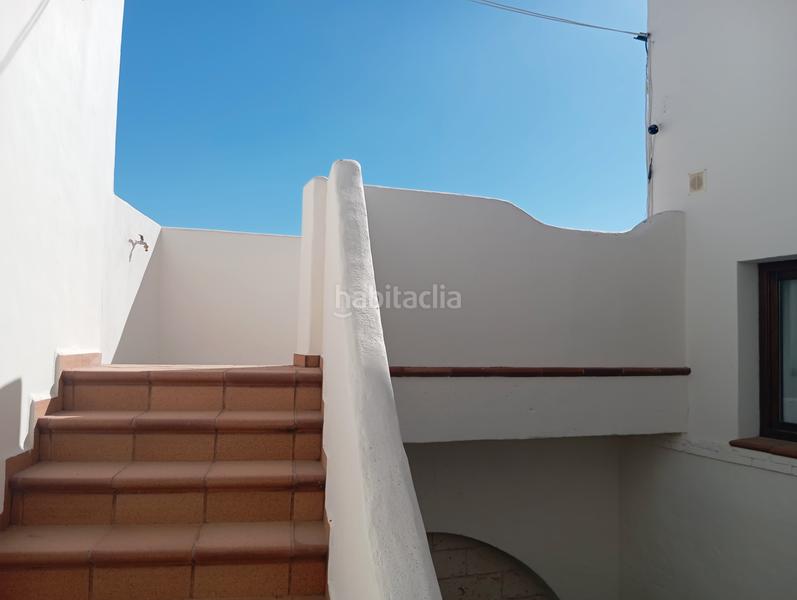 Foto de58eaac-3672-405d-8742-f26488bb4491. Chalet con camino riscaldamento parcheggio in Algaba (La)