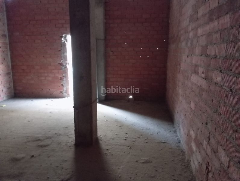 Foto 9c5c1079-4891-472c-adc2-fdc96fe2b44a. Local comercial a Algaba (La)