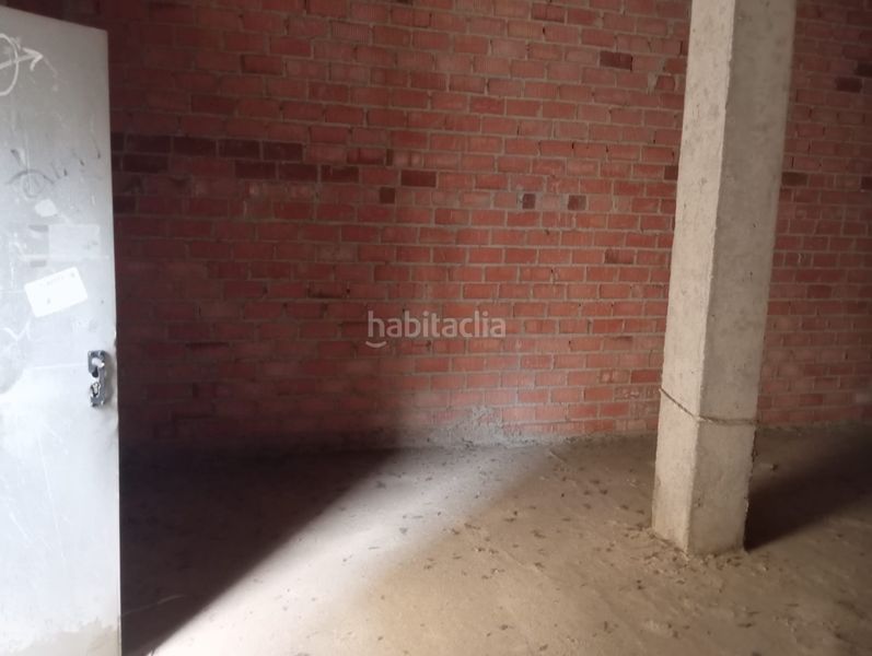 Foto fdf72bd8-97e8-45db-bdaa-d14947f2628e. Local comercial a Algaba (La)