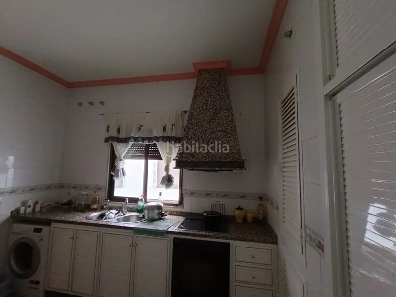 Foto 0a9bfc85-4c66-4b1d-8815-1f61d46bca40. Casa con camino riscaldamento parcheggio in Algaba (La)