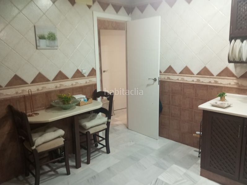 Foto 48c62a35-e978-4cff-b9c2-f16c6fd6468a. Lloguer casa adossada a Algaba (La)
