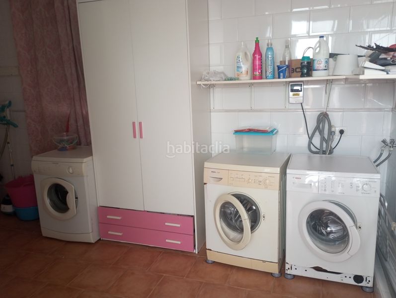Foto b3c93cf1-3767-4718-9cdf-e2c64308c4e2. Lloguer casa adossada a Algaba (La)