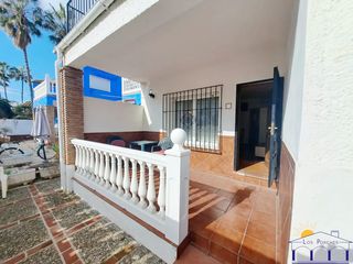 Studio  Calle murillo. Estudio a 50 metros de puerto marina