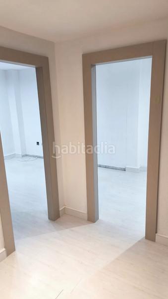 Foto 219b6050-2f9f-4f9e-8ef7-45689346dc2f. Rent office space in avenida ramón y cajal 2 in Puerto Deportivo Fuengirola