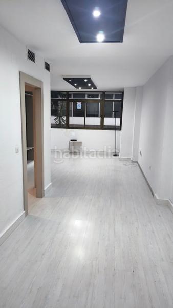 Foto e8743401-7778-473f-b59b-dce94e597778. Rent office space in avenida ramón y cajal 2 in Puerto Deportivo Fuengirola