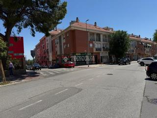Pis a Peñamefecit - Avda Barcelona. Piso en venta en jaén