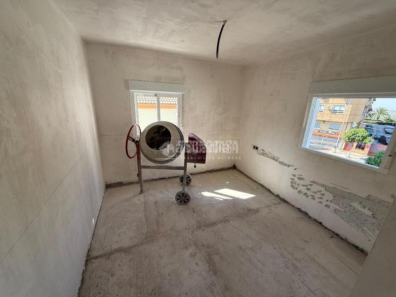 Foto 2f959533-31fe-443d-90be-cd1f68a7250b. Piso  en venta en Peñamefecit - Avda Barcelona Jaén