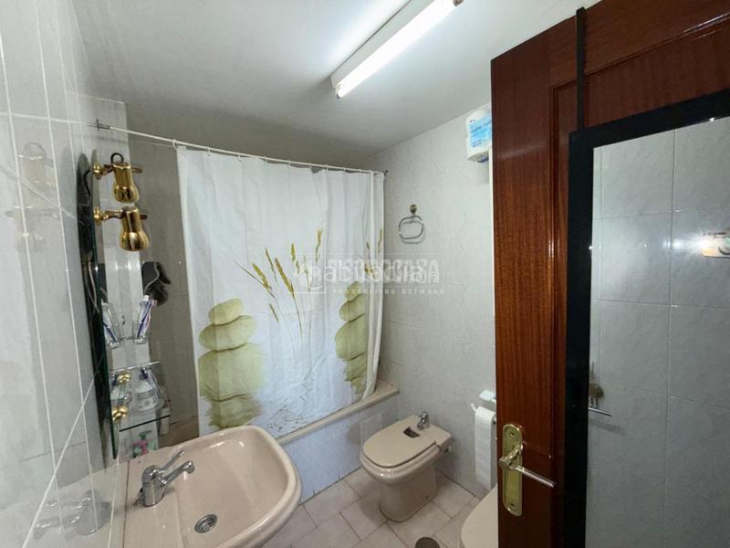 Foto b6e8f4a7-5247-44b0-ad5b-e6190562b3ca. Pis amb aparcament piscina a Peñamefecit - Avda Barcelona Jaén