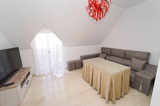 Rent Flat in Calle almeria 15. Piso de 2 dormitorios amueblado nuevo