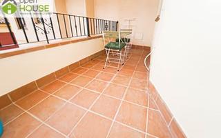 Miete Etagenwohnung in Calle almeria 2. Piso temporada de  2 dorm con terraza centrico