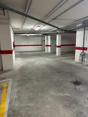 Location Parking moto en Calle jan 9. Garaje para moto