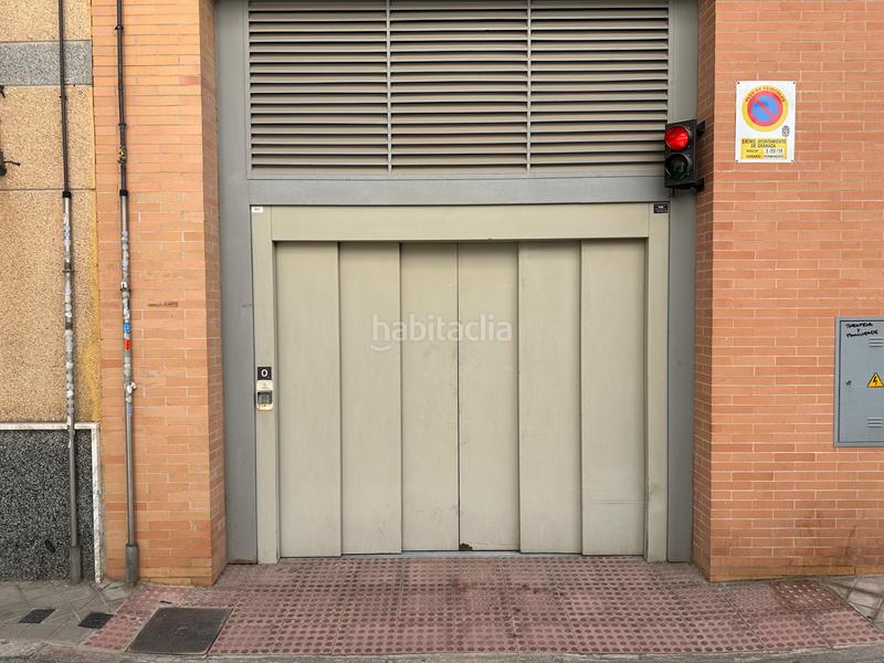 Foto 5ae6f3f2-0e1e-4b76-8ddc-4f2ad1425dd3. Motorcycle parking in calle jaén 6 in Barrio de Zaidín Granada