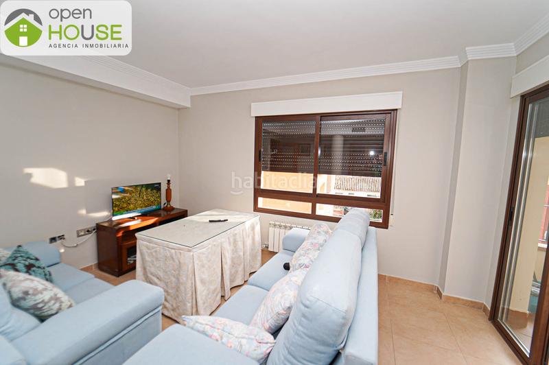 Foto 15390d58-04f5-4d37-9092-2b988755913d. Piso en calle almeria 2 piso centrico 2 dorm con terraza en Monachil